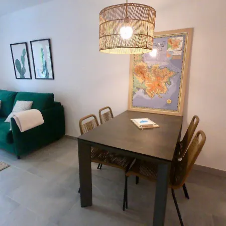 Nuevo En El Centro Con Garaje Апартаменты
