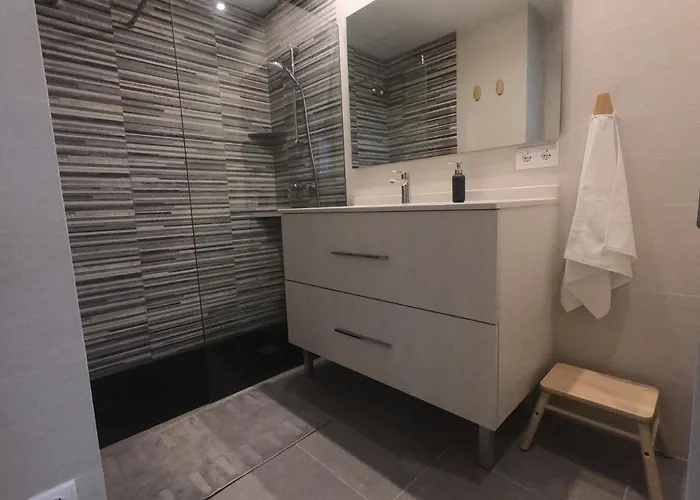 Nuevo En El Centro Con Garaje Apartmán