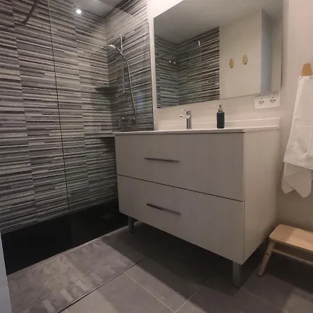 Nuevo En El Centro Con Garaje Apartment