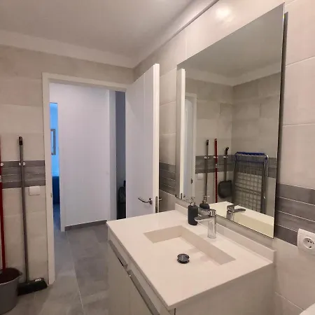 Nuevo En El Centro Con Garaje * Cadaques